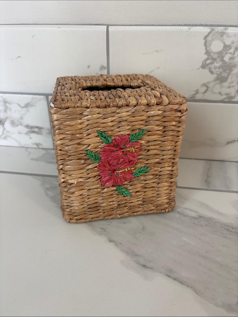 Vintage Boho Straw Rattan Cube Tissue Box Holder Hibiscus Flower Embroidery Tiki